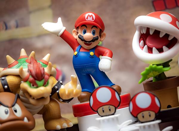 Super Mario